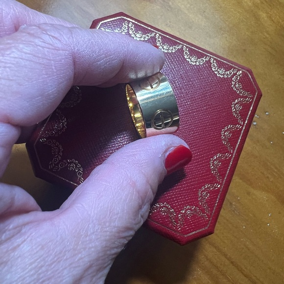 Cartier 18K Yellow GoldWide 11mm Large LOVE Ring size 58 (8.25) Box Cert EUC! - Picture 12 of 16